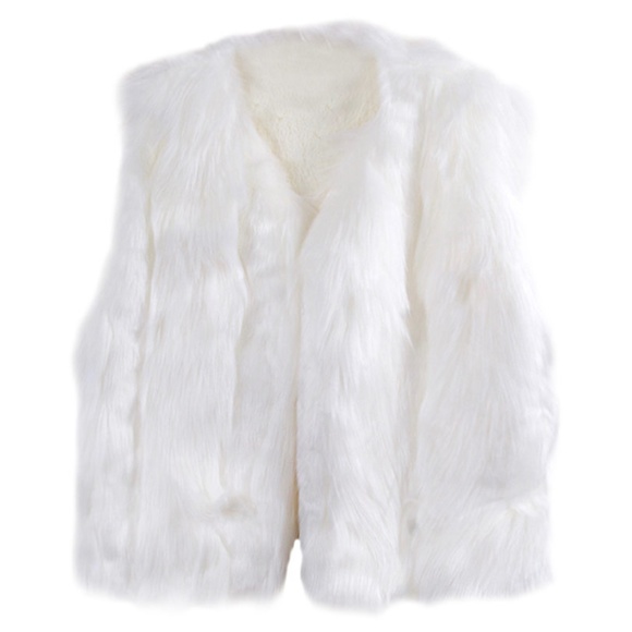 CODE22 Faux Fur Soft Vest - Picture 4 of 4